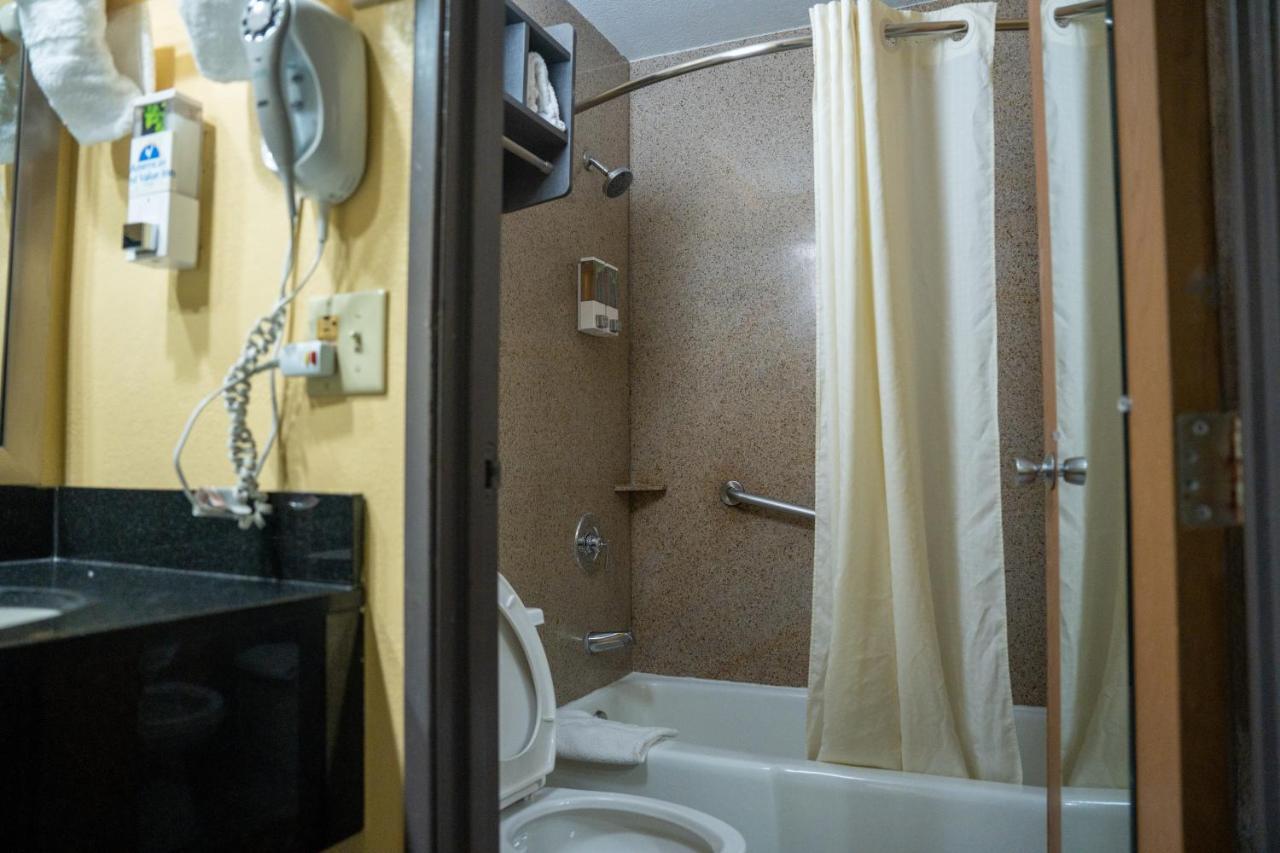 Americas Best Value Inn Fort Myers Dış mekan fotoğraf